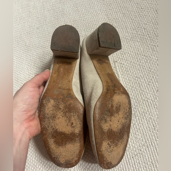 Creamy grey suede mules from Everlane (7.5) - Picture 5 of 8